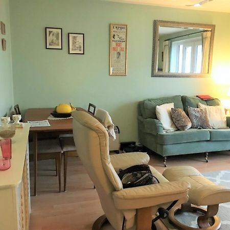 High View B&B Kennington  Bagian luar foto